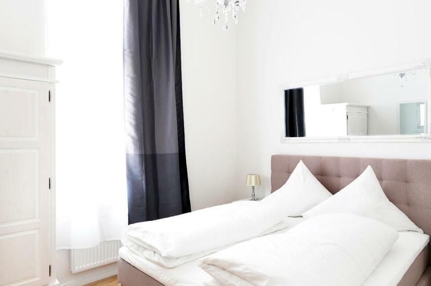 Sc 03 By Rockchair Apartments L Superhost Status L 2 Bedrooms Boxspringbeds Balcony Elevator - Cozy Family & Business Flair Welcomes You! 柏林 外观 照片